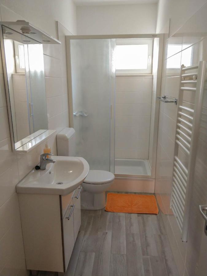 Apartman Riva K Podgora Eksteriør bilde
